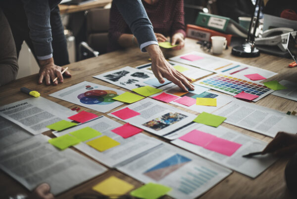 groupthink in brainstorming session